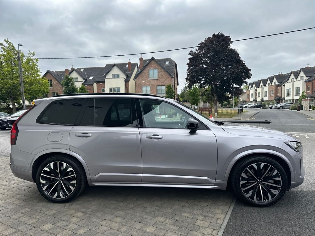 2025 Volvo XC90