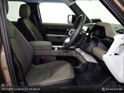 2025 Land Rover Defender