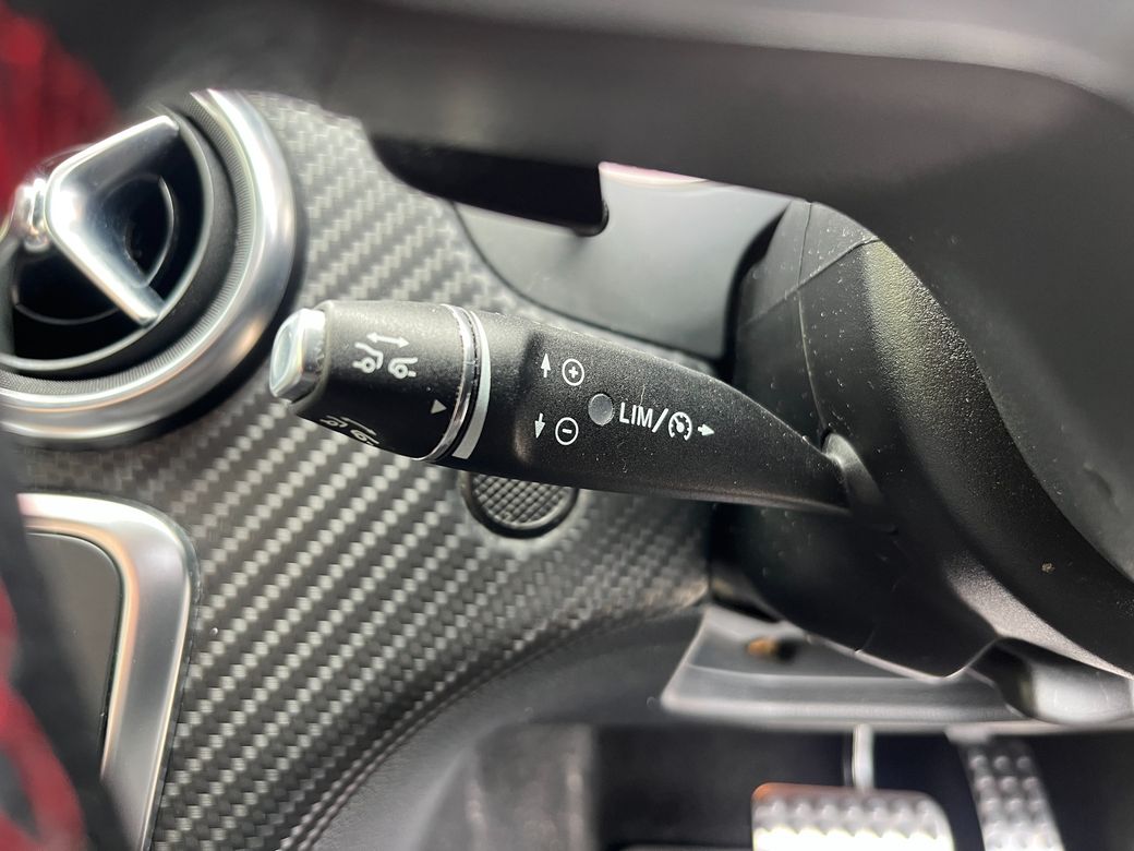 2015 Mercedes-Benz A 180