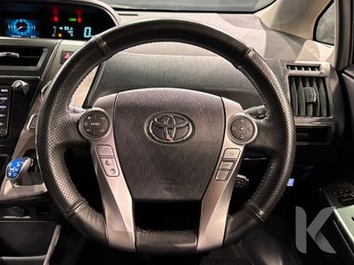 2020 Toyota Prius Alpha