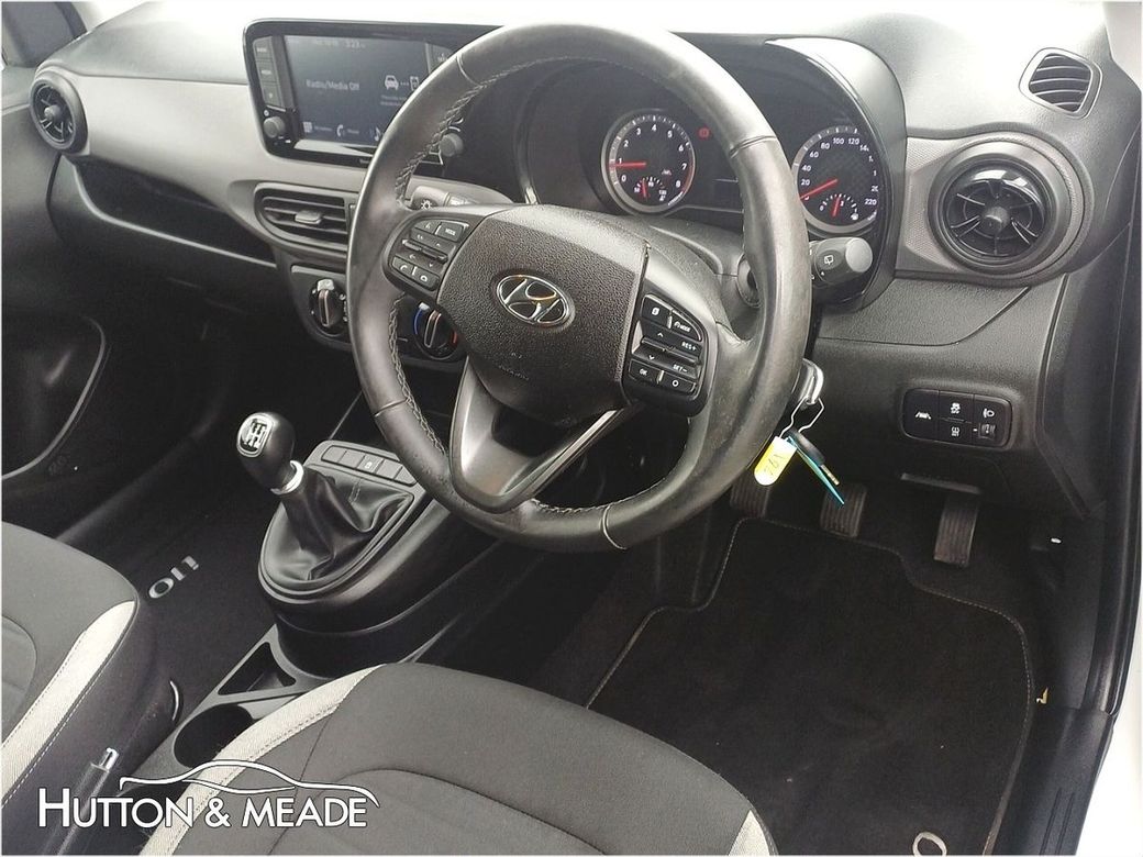 2023 Hyundai i10