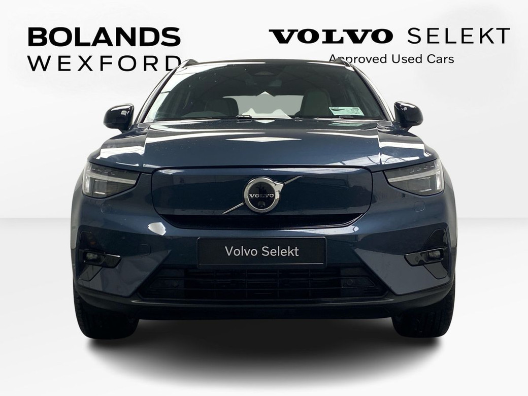 2026 Volvo EX40