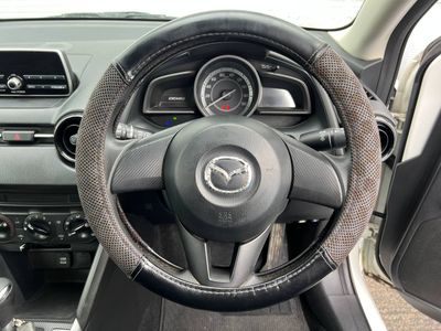 2016 Mazda Demio