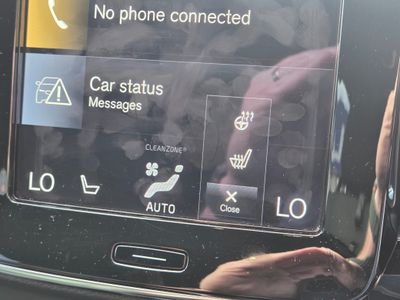 2023 Volvo XC40
