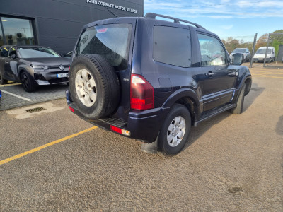 2005 Mitsubishi Pajero