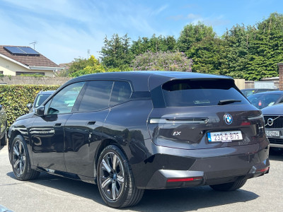 2023 BMW iX