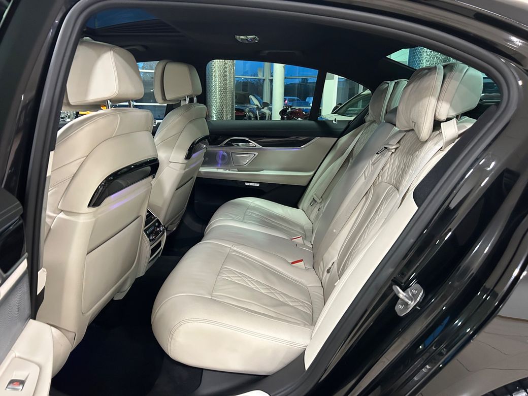 2016 BMW 7 Series