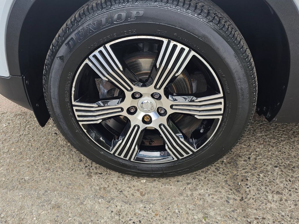 2019 Volvo XC40