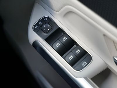 2023 Mercedes-Benz EQB