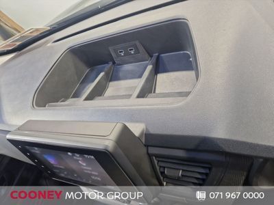 2026 Nissan Primastar