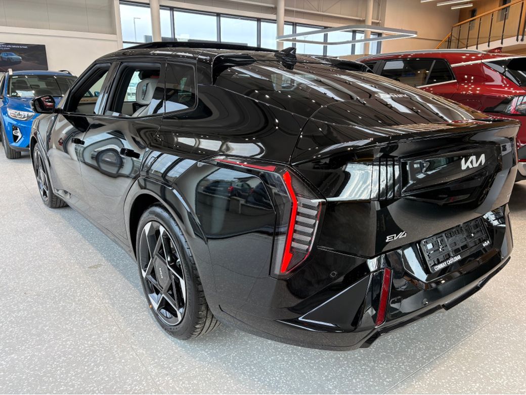 2025 Kia EV4