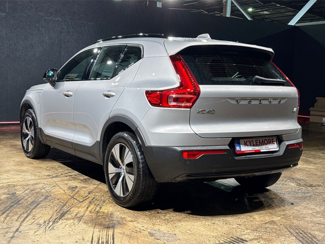 2023 Volvo XC40