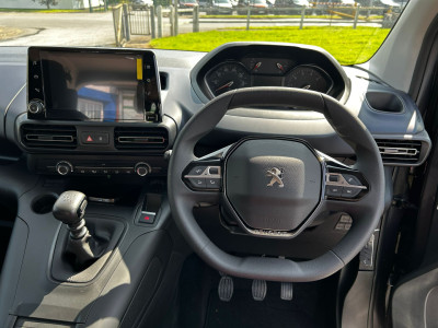 2024 Peugeot Rifter