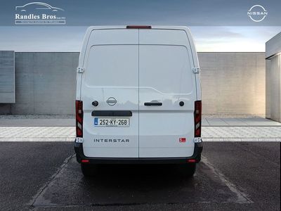 2025 Nissan Interstar