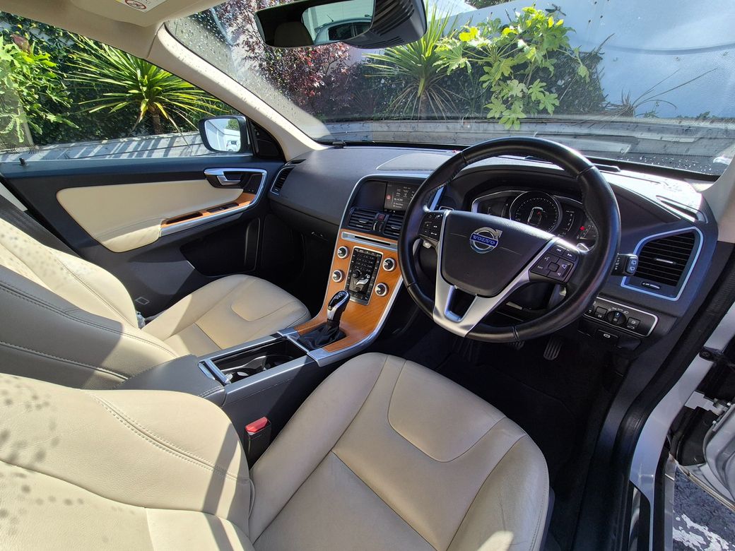 2017 Volvo XC60