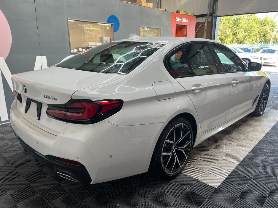 2021 BMW 5 Series