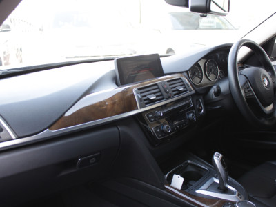 2017 BMW 3 Series