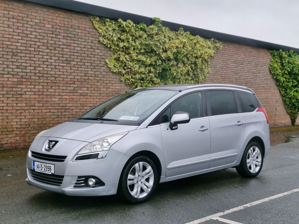 2014 Peugeot 5008