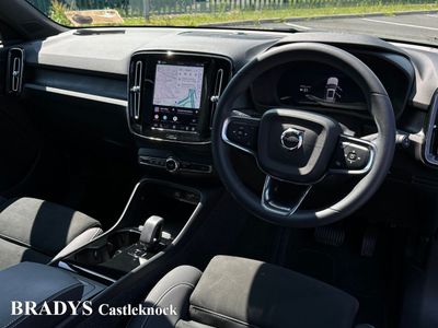 2023 Volvo XC40
