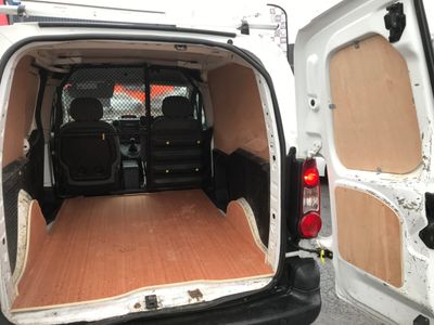 2016 Peugeot Partner