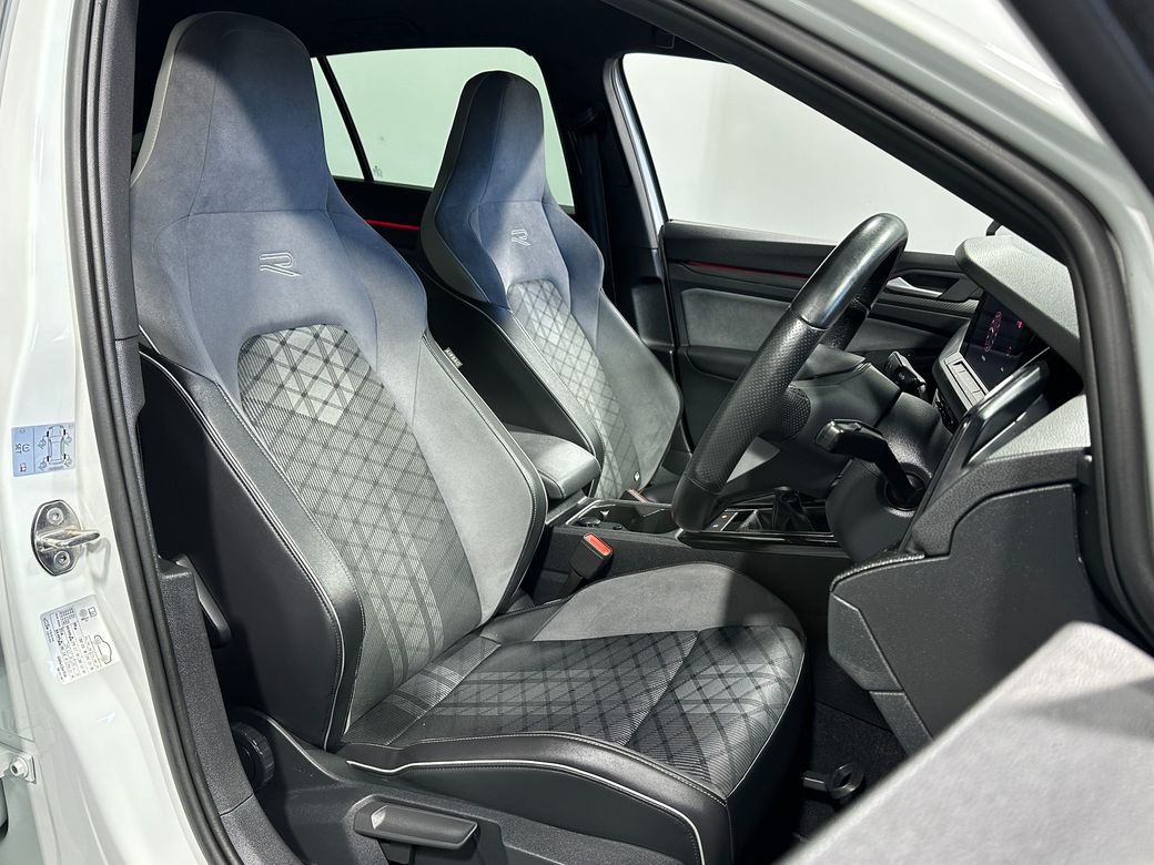 2024 Volkswagen Golf