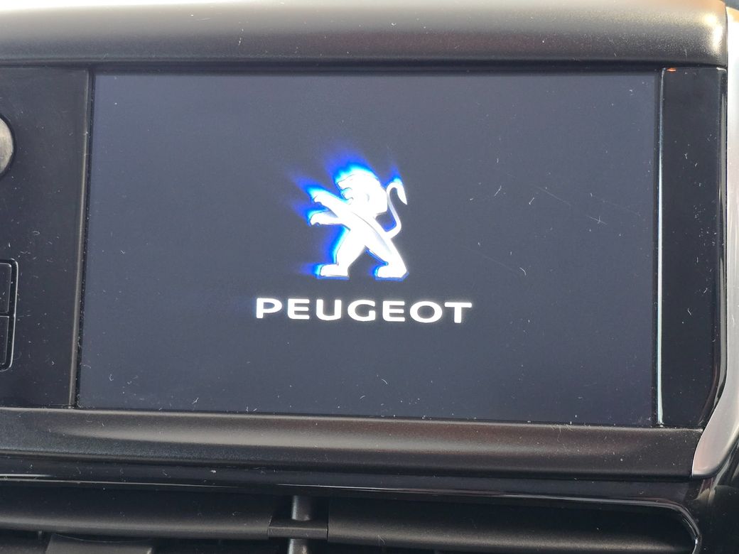 2018 Peugeot 208
