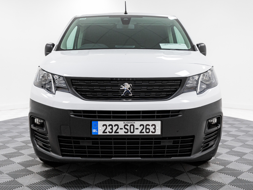 2023 Peugeot Partner