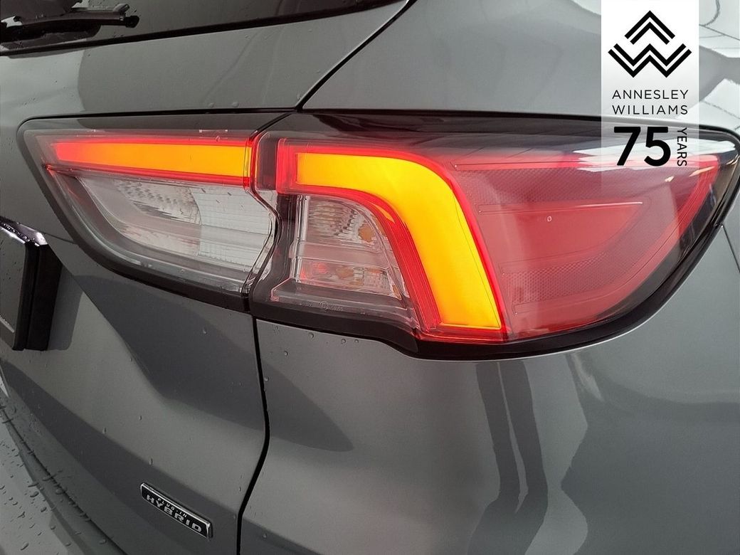 2022 Ford Kuga