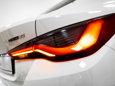 2025 BMW i4