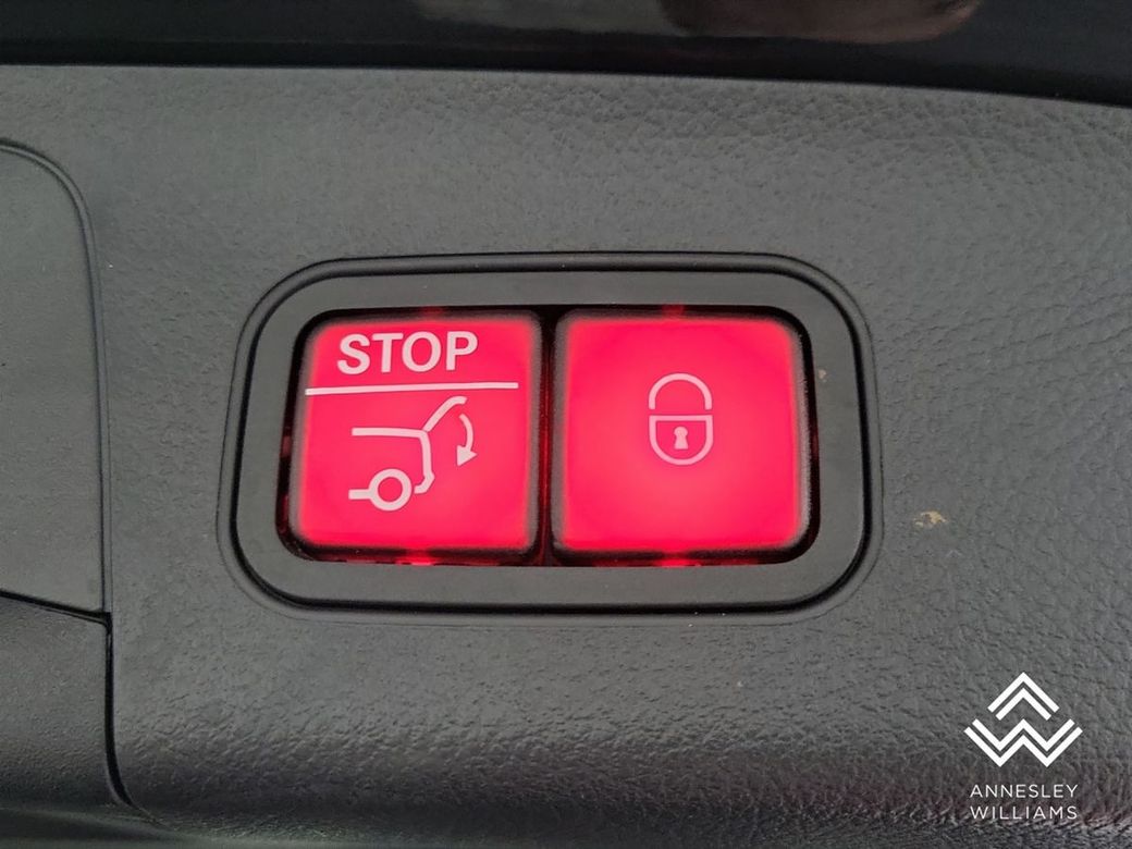 2025 Mercedes-Benz GLA Class