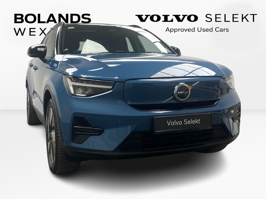 2023 Volvo XC40
