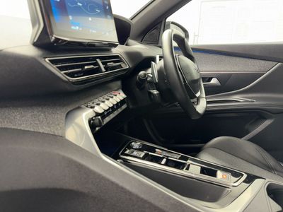 2023 Peugeot 3008