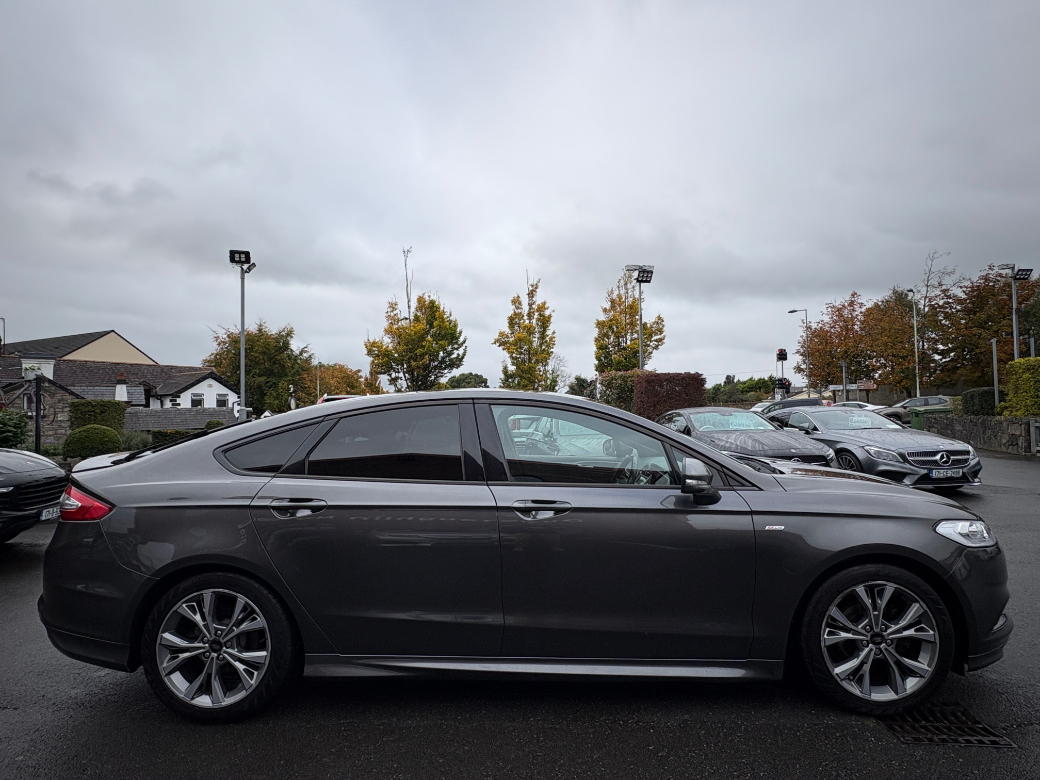 2019 Ford Mondeo