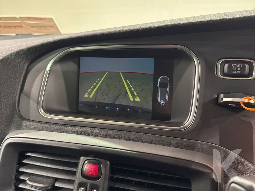 2019 Volvo V40