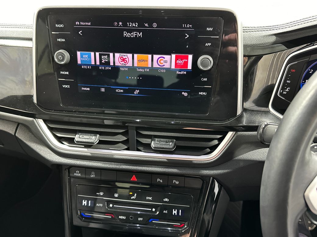 2023 Volkswagen T-Roc