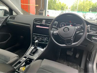 2019 Volkswagen Golf