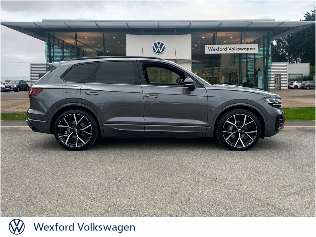 2024 Volkswagen Touareg