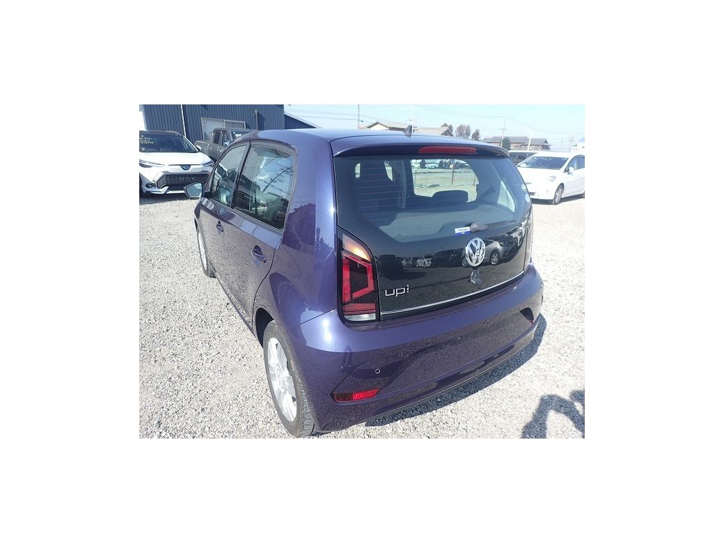2017 Volkswagen up!