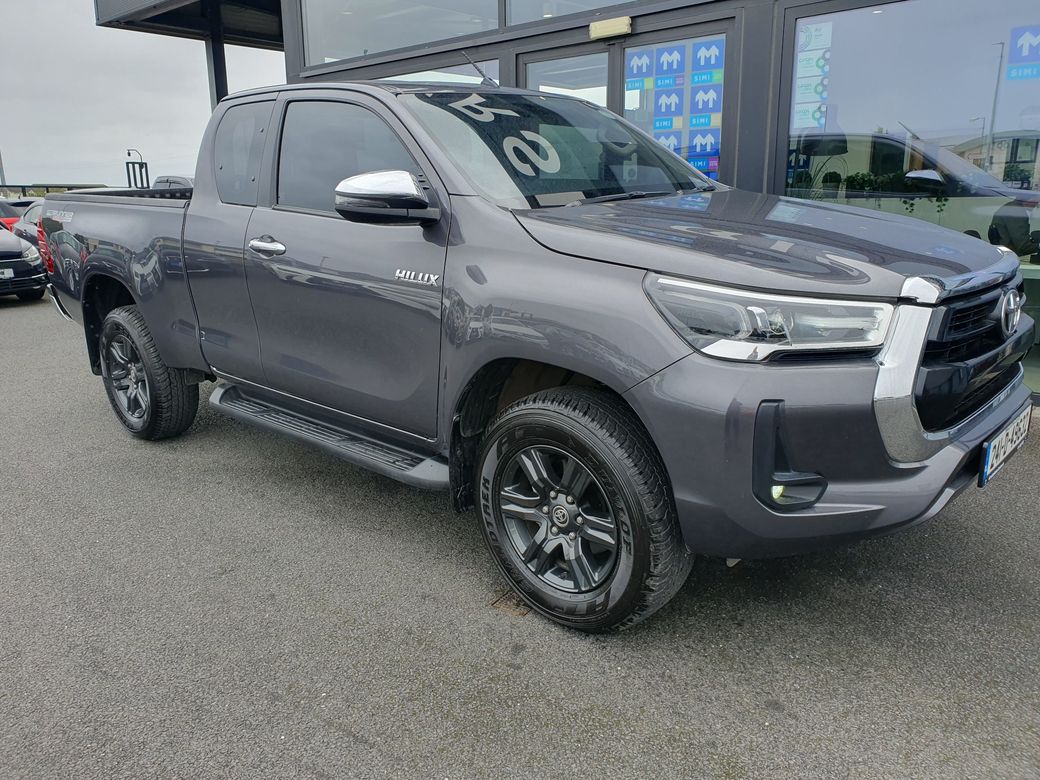 2024 Toyota Hilux