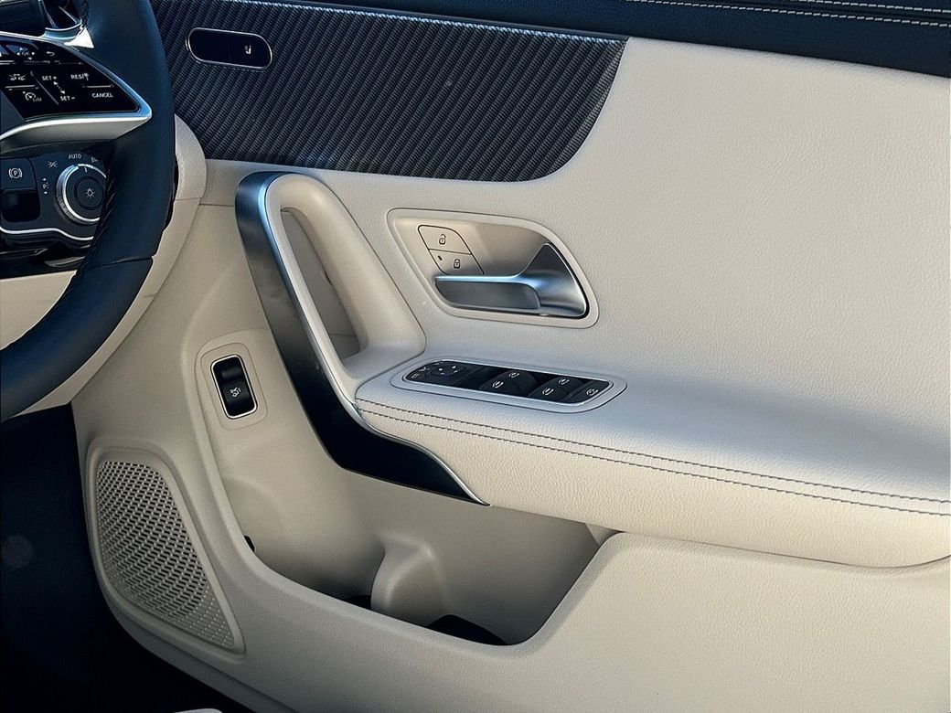 2025 Mercedes-Benz CLA Class