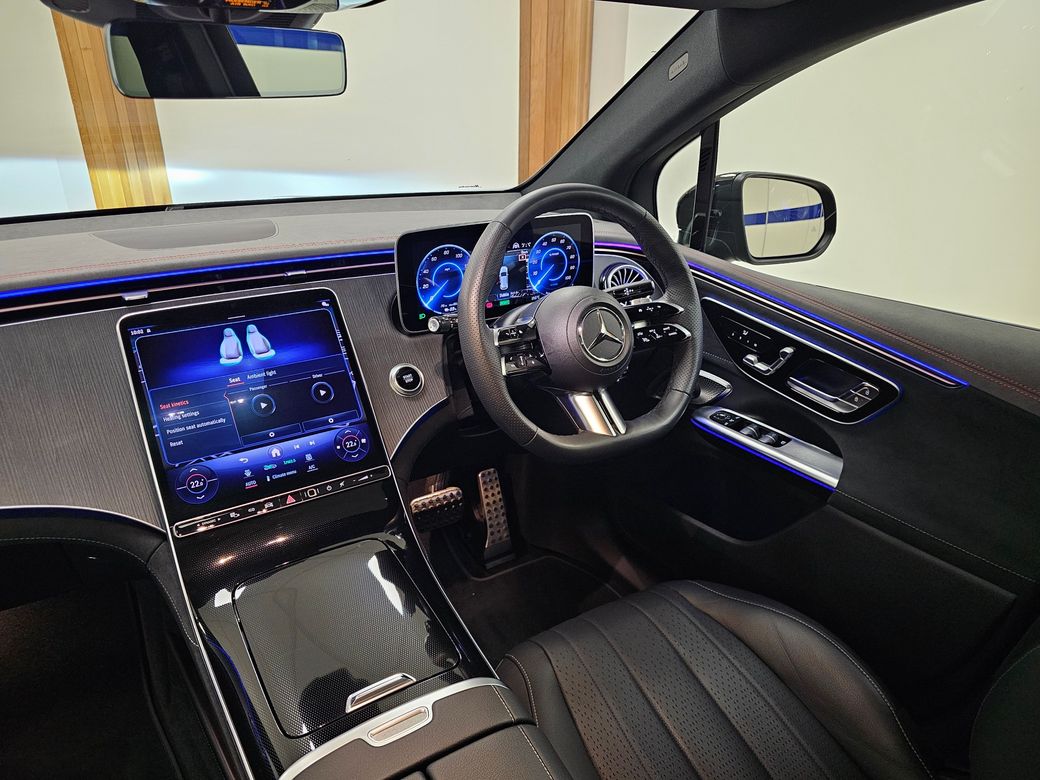 2026 Mercedes-Benz EQE SUV