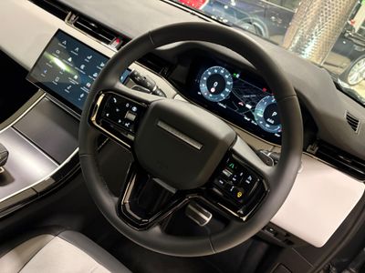 2026 Land Rover Range Rover Evoque