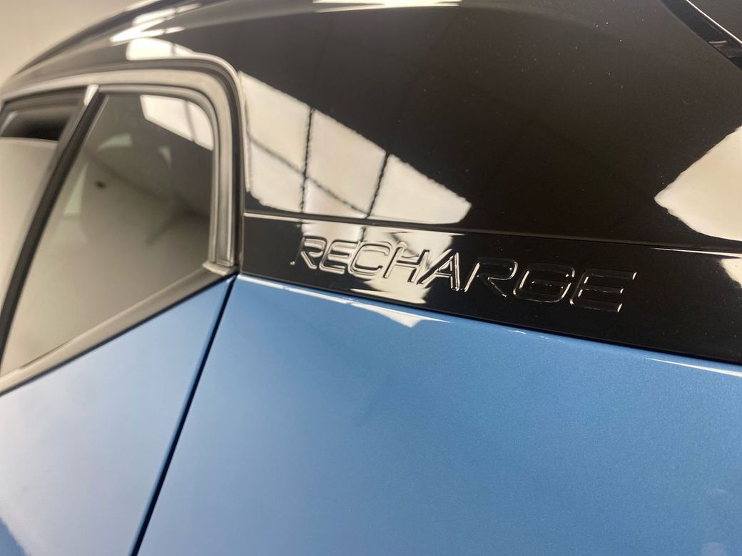 2023 Volvo XC40