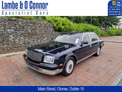 2000 Toyota Century