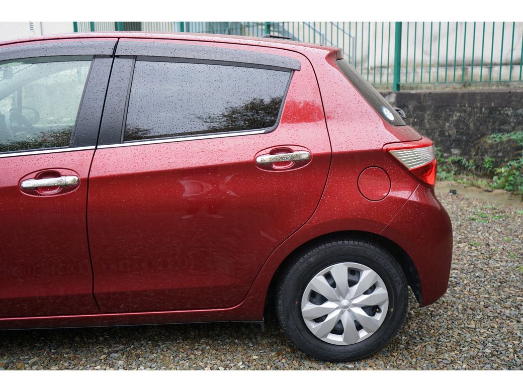 2017 Toyota Vitz