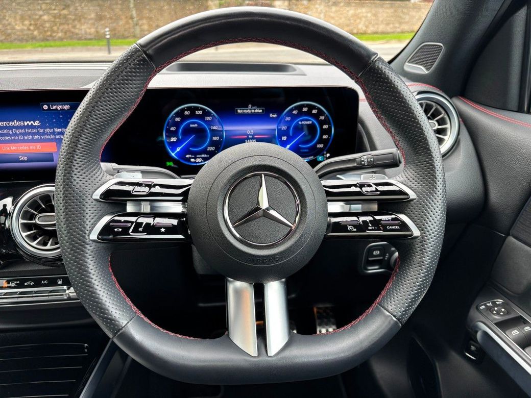 2025 Mercedes-Benz EQB