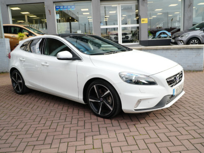 2016 Volvo V40