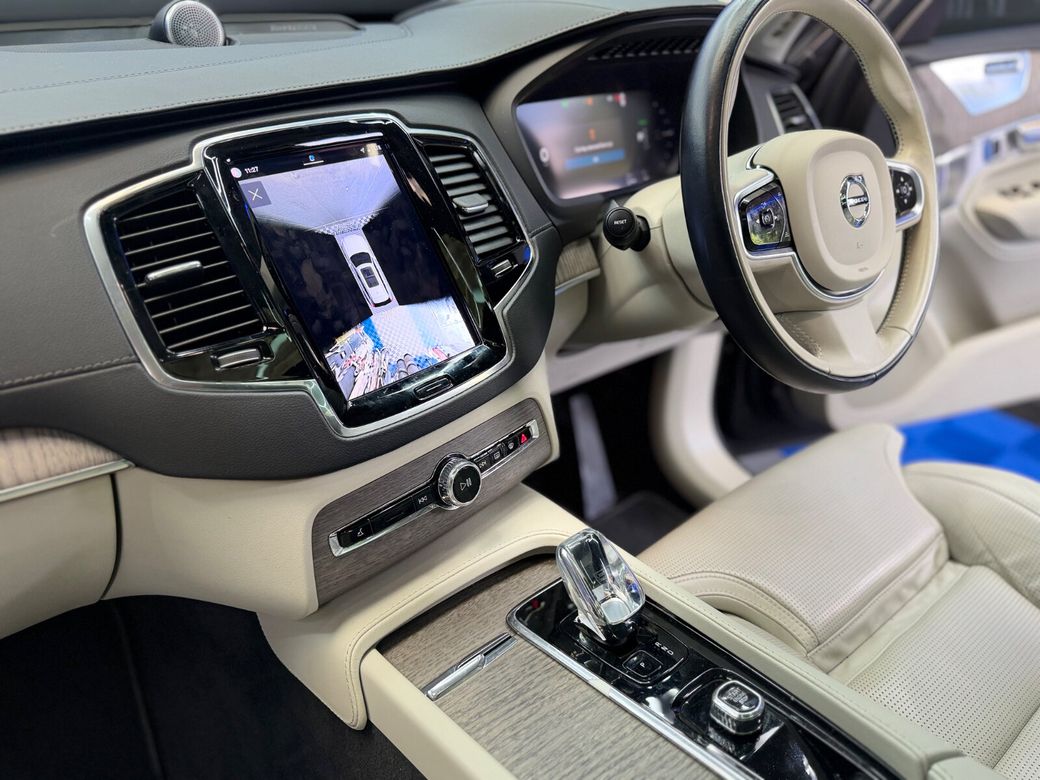 2023 Volvo XC90