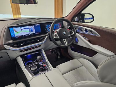 2025 BMW XM