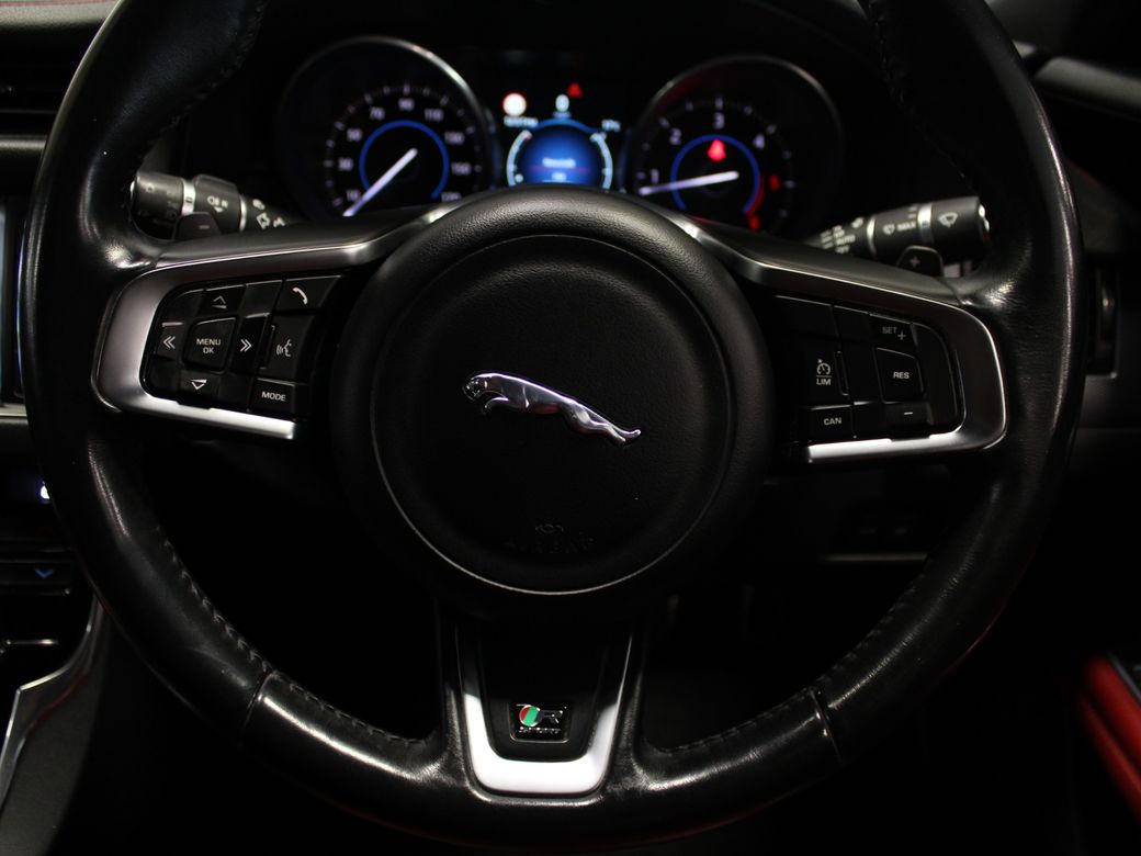 2016 Jaguar XF